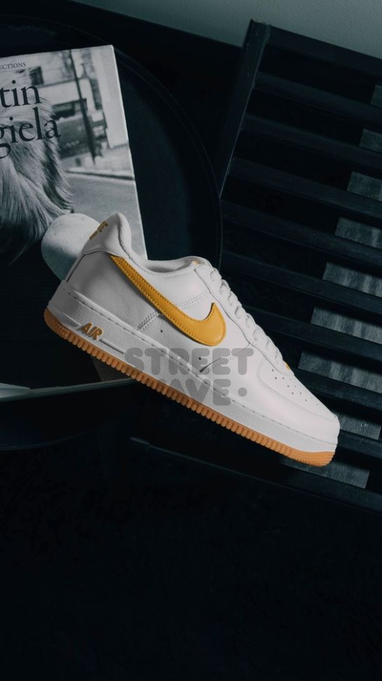 Nike Air Force 1 Low